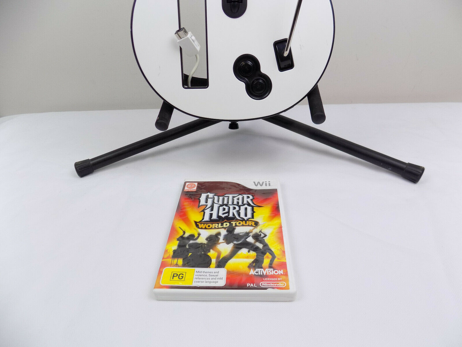 Guitar Hero World Tour (Game Only) - Nintendo Wii, Nintendo Wii