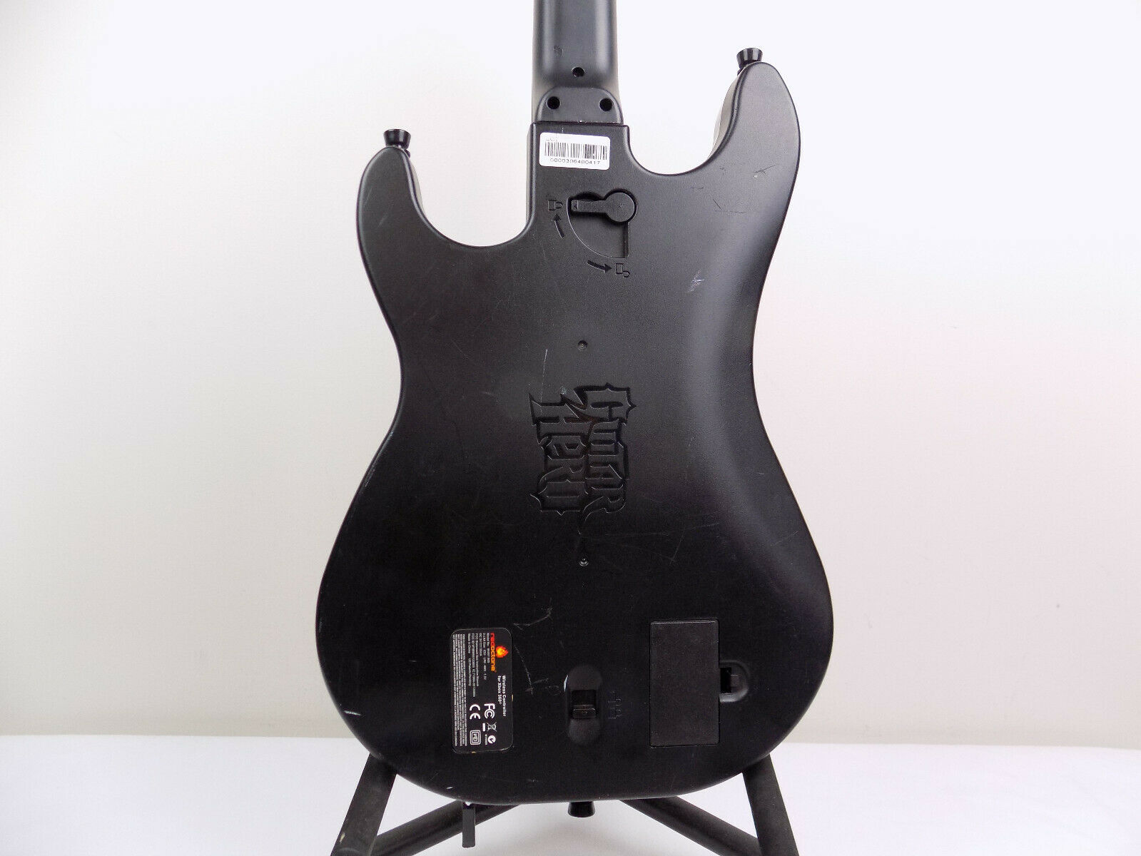File:Guitar Hero 3 - black controller for Xbox 360.jpg - Wikipedia