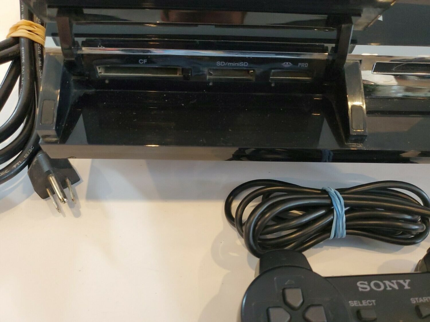 Sony PlayStation 3 60GB Backwards Compatible PS1 PS2 PS3 CECHC02