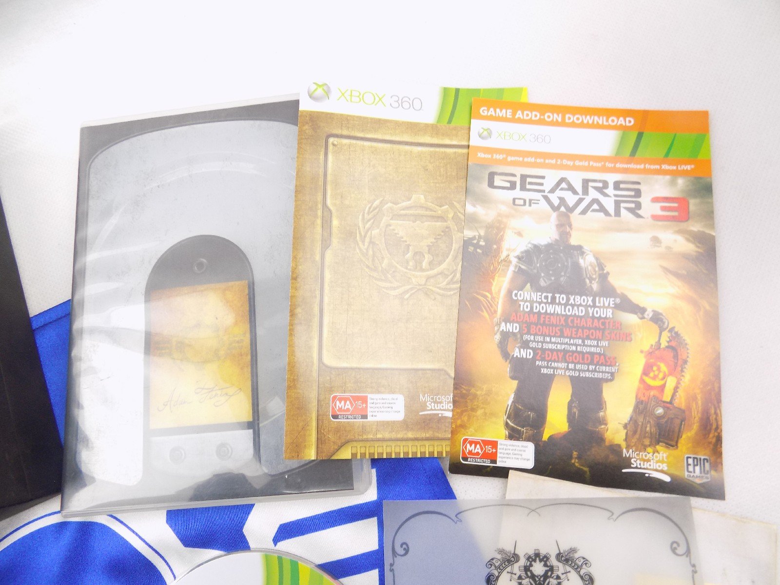 Xbox 360 Gears Of War 3 Collector's Edition With Game, Flag And More (See Pictures!) Starboard