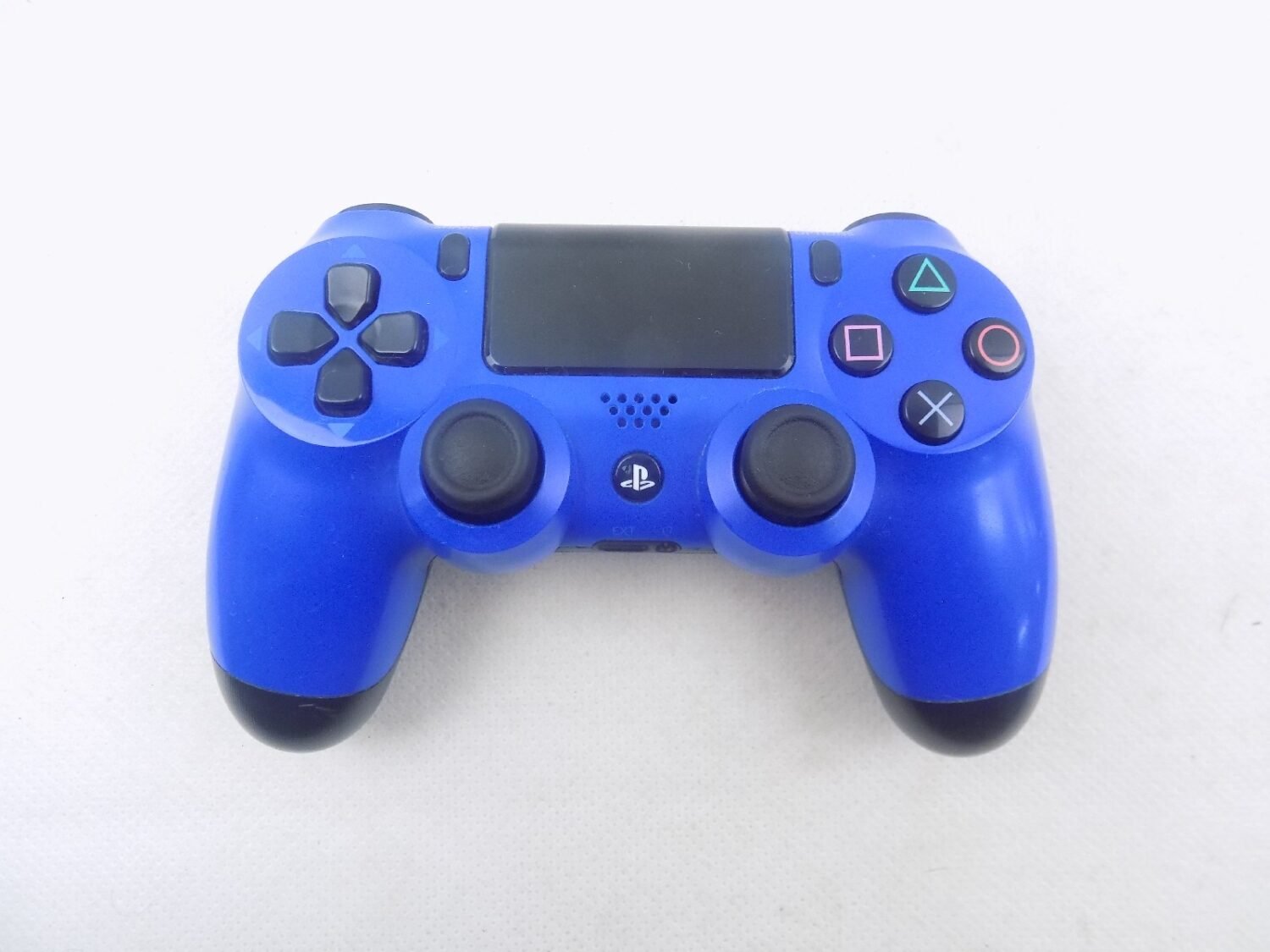 thumbnail image 2 of Genuine Sony PlayStation 4 DualShock 4 Wireless Controller - Black (Used) 2 of 5
