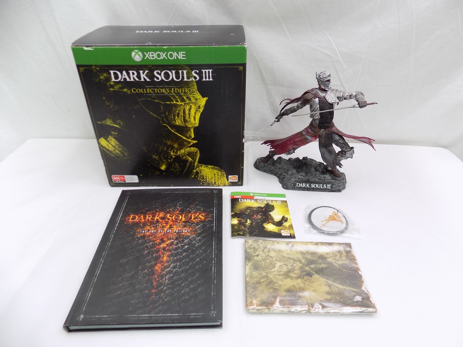 Dark Souls Iii Collector's Edition Das Offizielle Lösungsbuch Boxed Dark Souls III Collector's Edition - Starboard Games