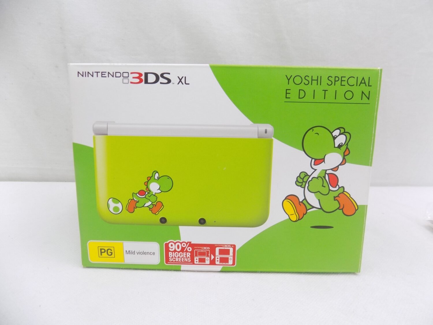 Like New Nintendo 3DS XL Yoshi Special Edition Handheld Console