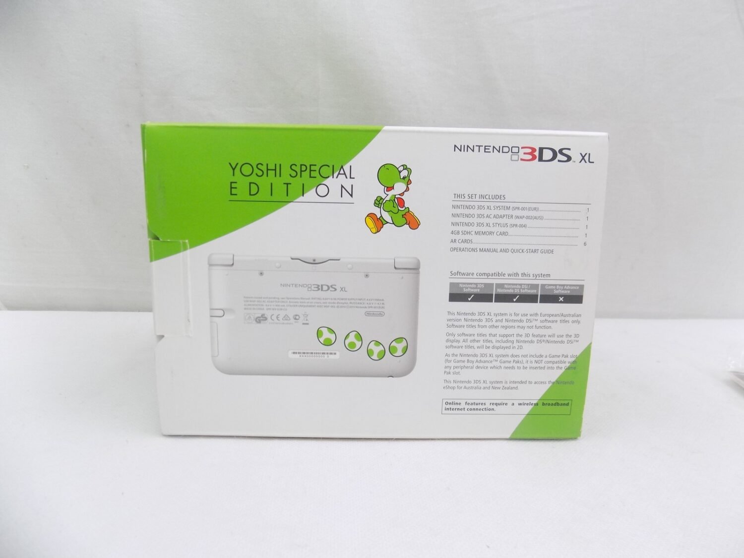 Like New Nintendo 3DS XL Yoshi Special Edition Handheld Console