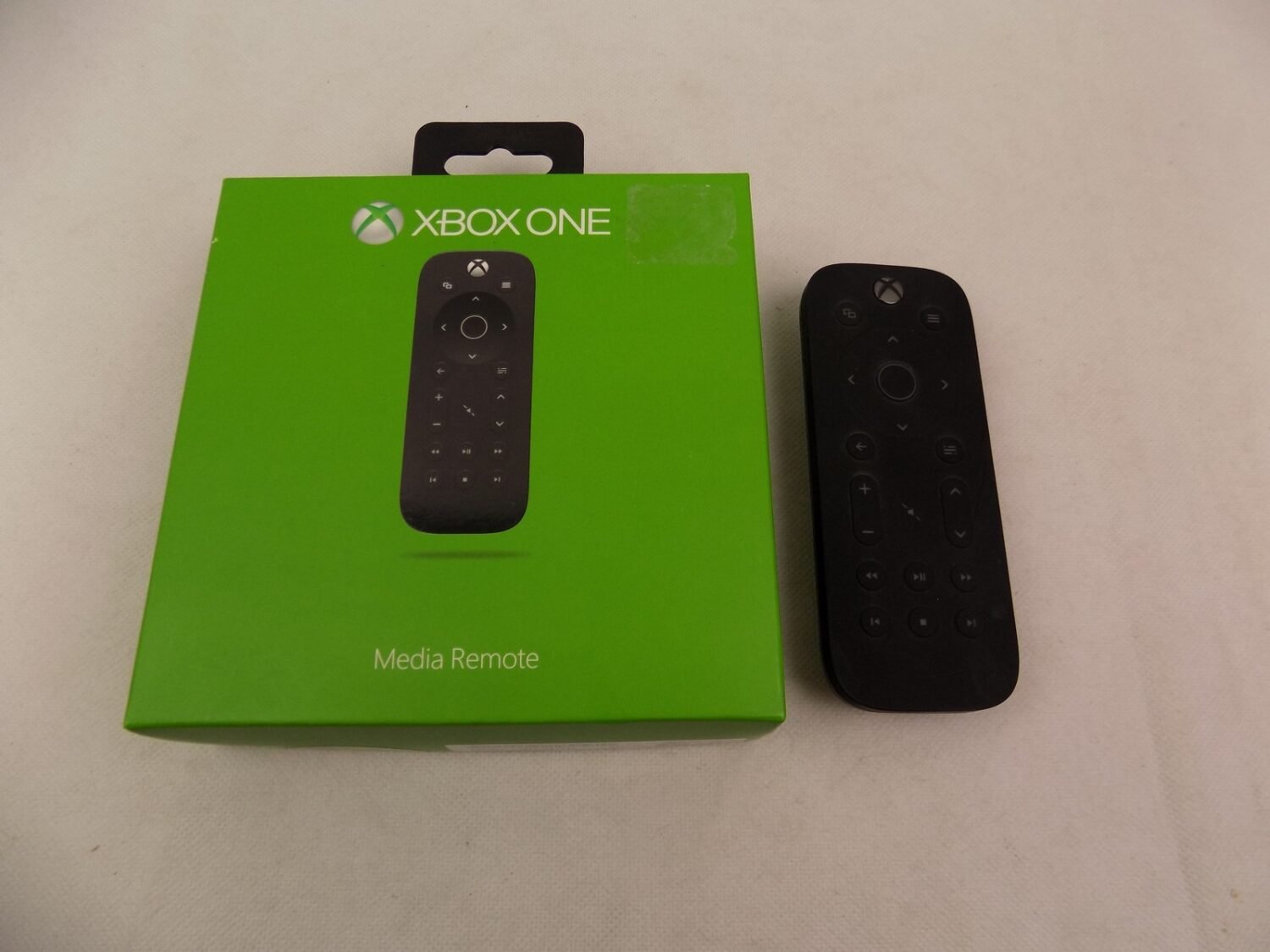 Boxed Xbox One Media Remote Controller Starboard Games