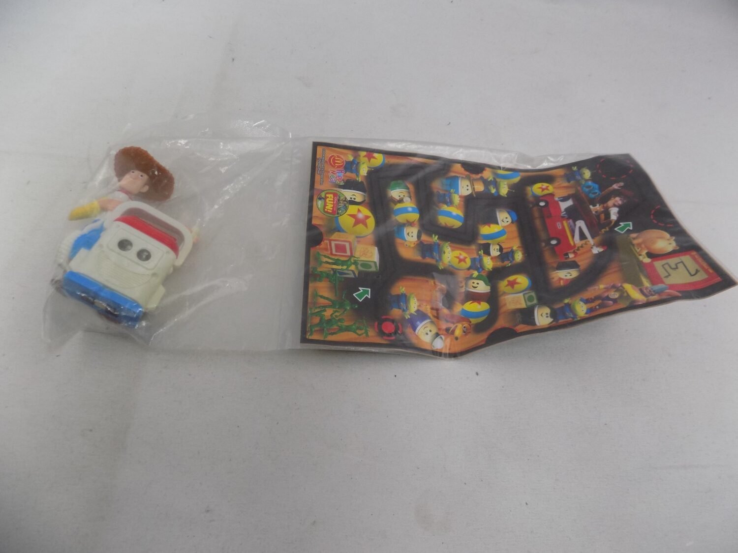 Brand New Sealed McDonald’s Toy Story Karaoke Woody Figure Starboard