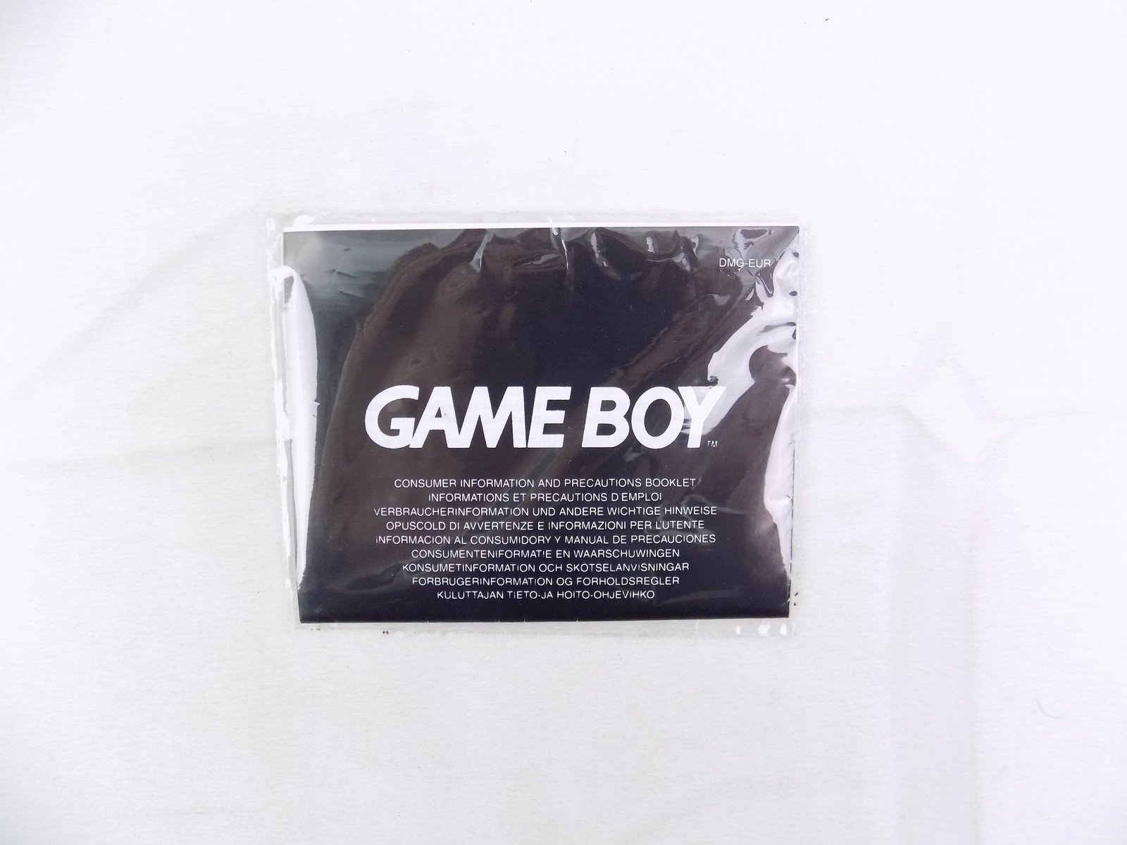 GameBoy Consumer Information Precautions Booklet DMG-USA-7 GameBoy Consumer Information Precautions Booklet DMG-USA-7