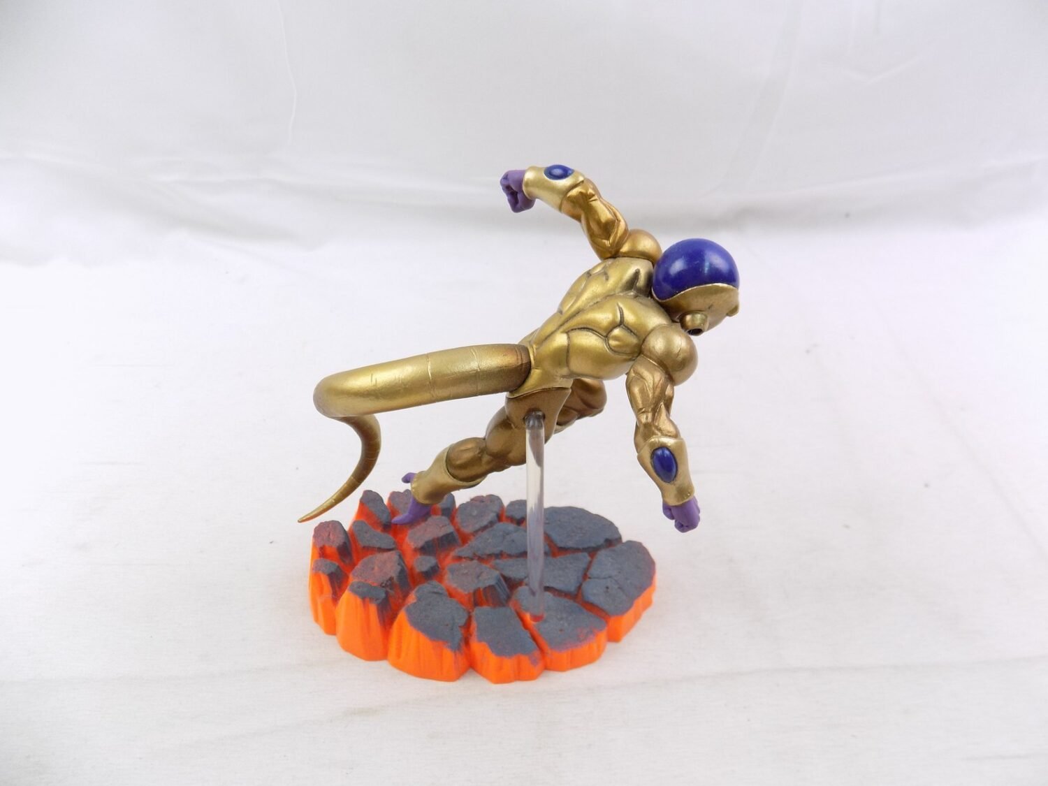 Like New Banpresto Dragon Ball Z Sculture Zoukei Tenkaichi Budokai Vol  Golden Frieza Statue